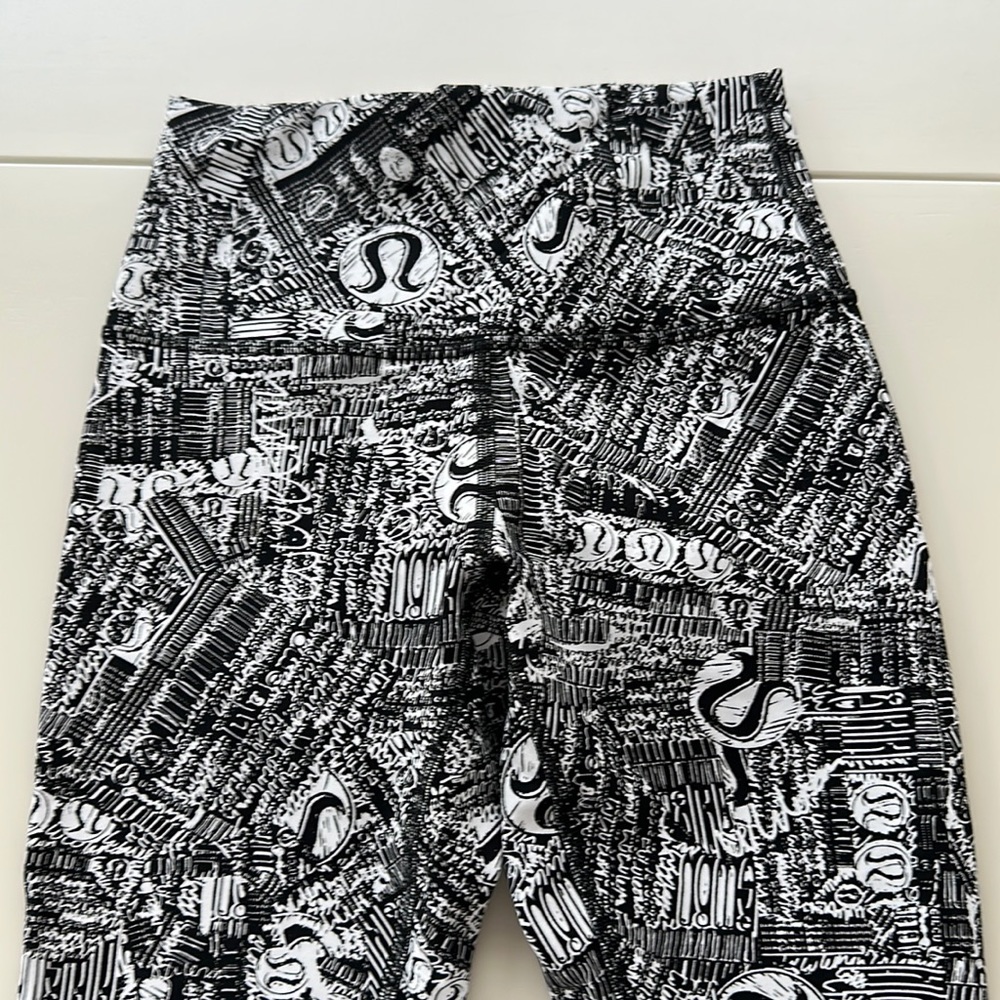 Lululemon Wunder Under Leggings [25”]